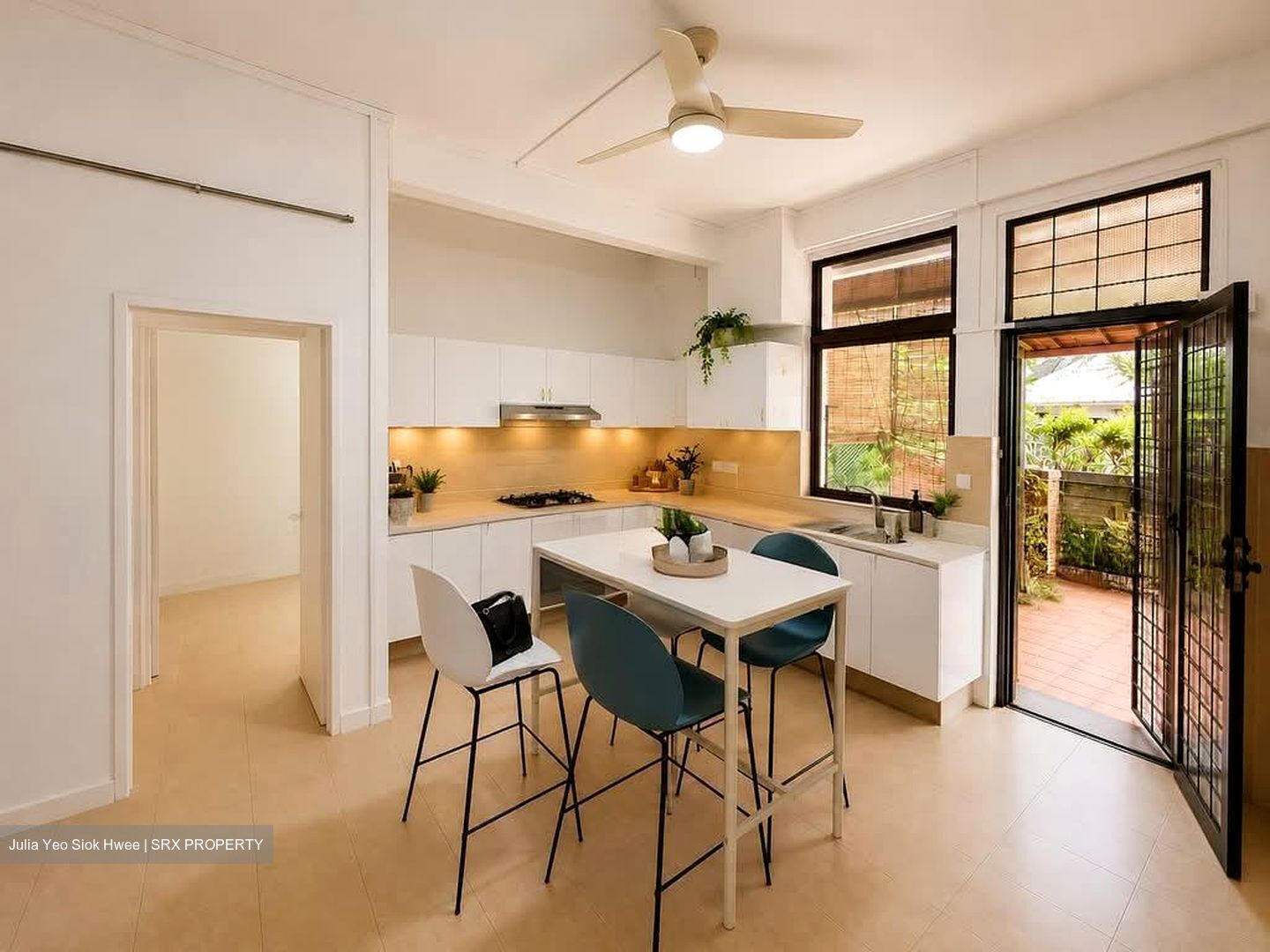 Holland Road (D10), Detached #588169041